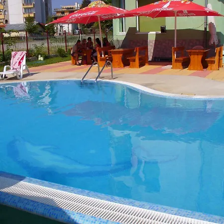 Family Hotel Cristal Ravda